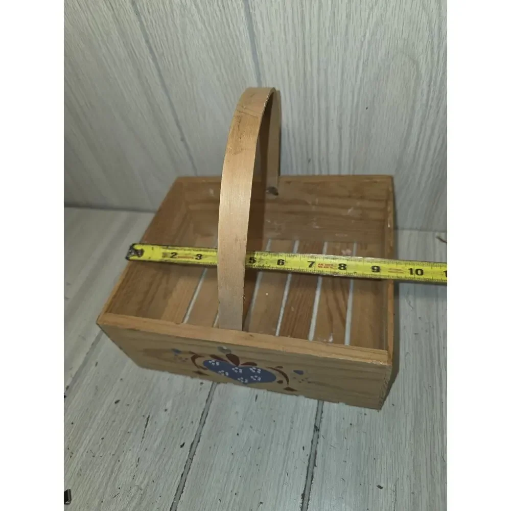 Vtg Painted Heart Fruit Storage Basket Centerpiece Folk Art Cottage Farmhouse